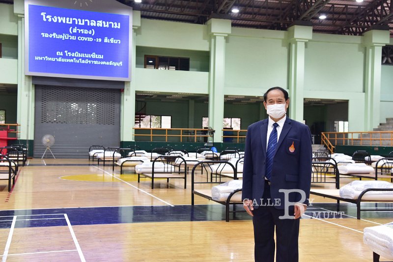 20210426-Governor inspects field hospitals-173.JPG